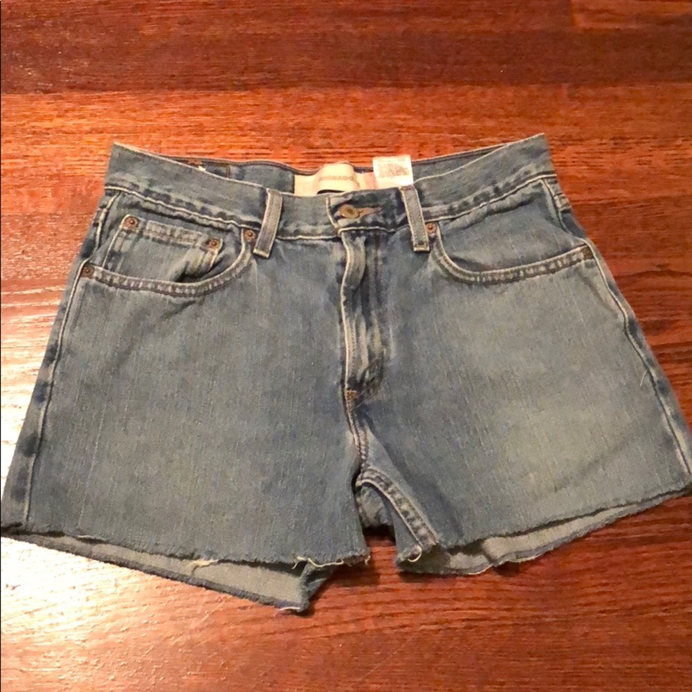 Vintage Levi’s High Waist Cutoff Shorts